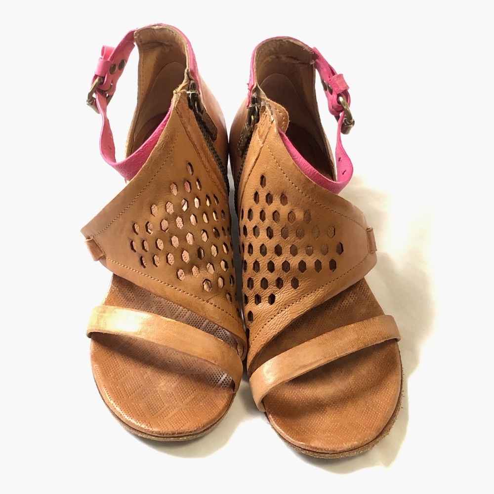 A.S.98 Leland Sandal Sz 38
